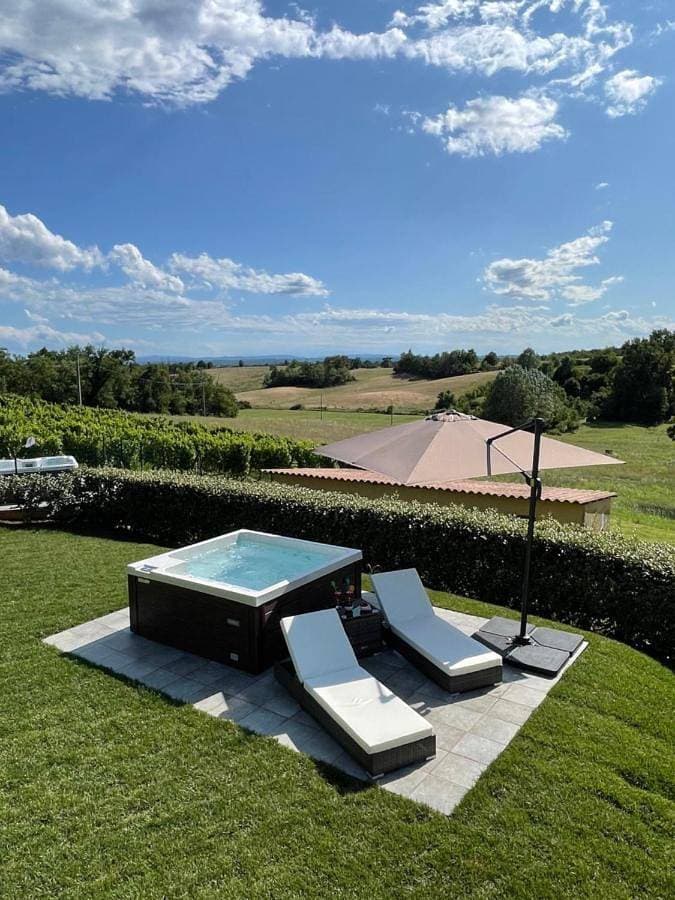 Country House Mimosa - Relax in jacuzzi tra i vigneti 1