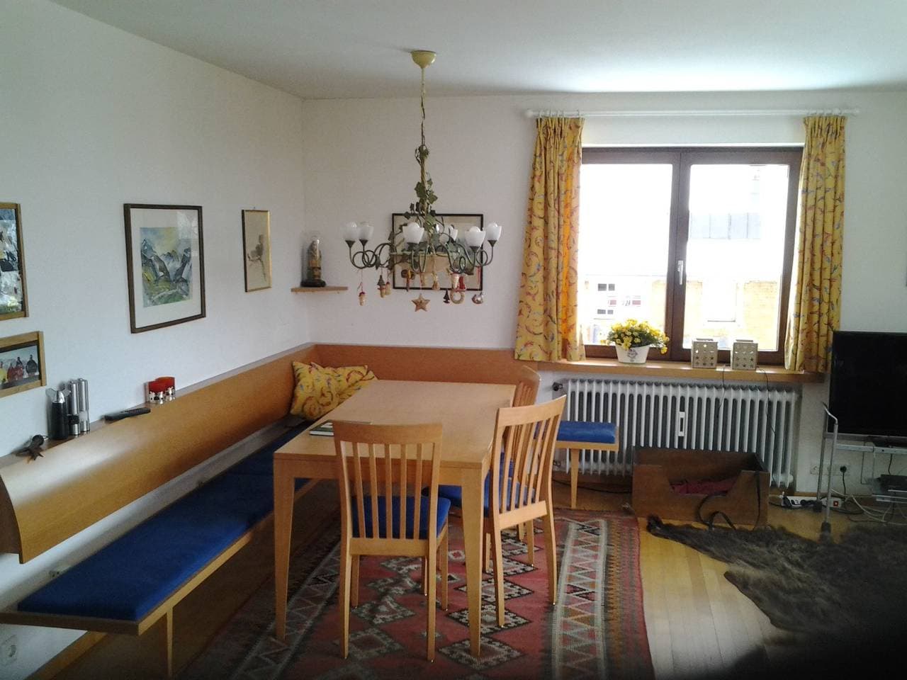 Foto 4 von 14: Gemütliche Ferienwohnung mit Berg- & Seeblick, Balkon & WLAN