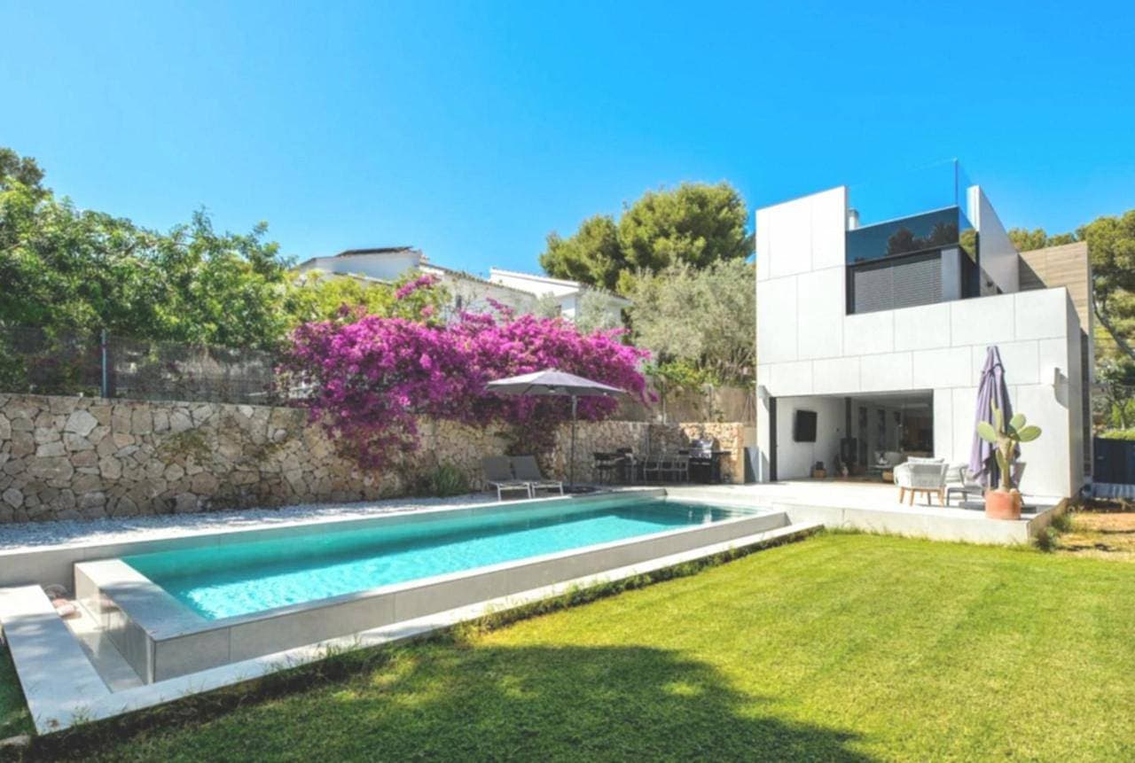 Margall 8 - very close to Bendinat Beach 1