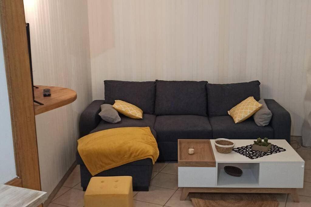 Foto 3 von 5: One-Bedroom House