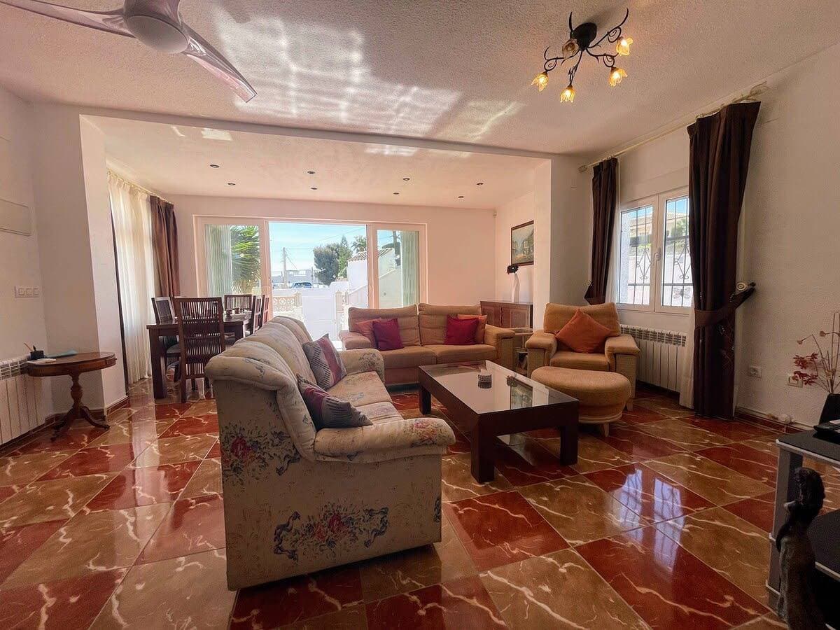 Foto 4 von 36: Villa für 4 Personen mit Garten