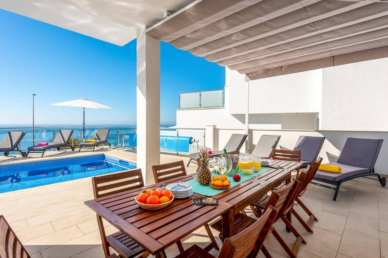Foto 4 von 32: Villa für 10 Personen mit Garten