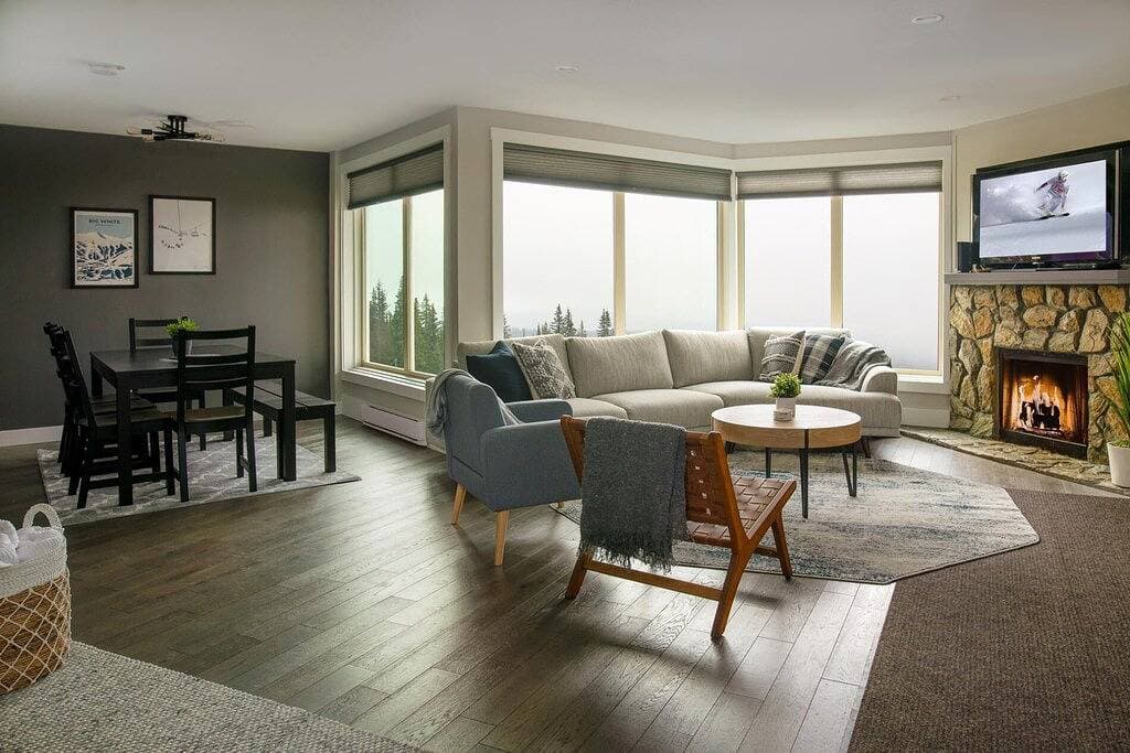 Mountain Penthouse with elevator ski in/out pet friendly 1