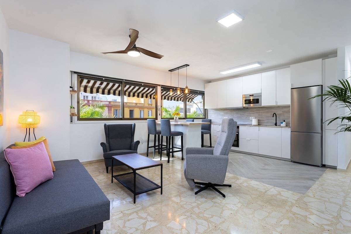 Foto 10 von 45: Ferienwohnung für 3 Personen mit Terrasse