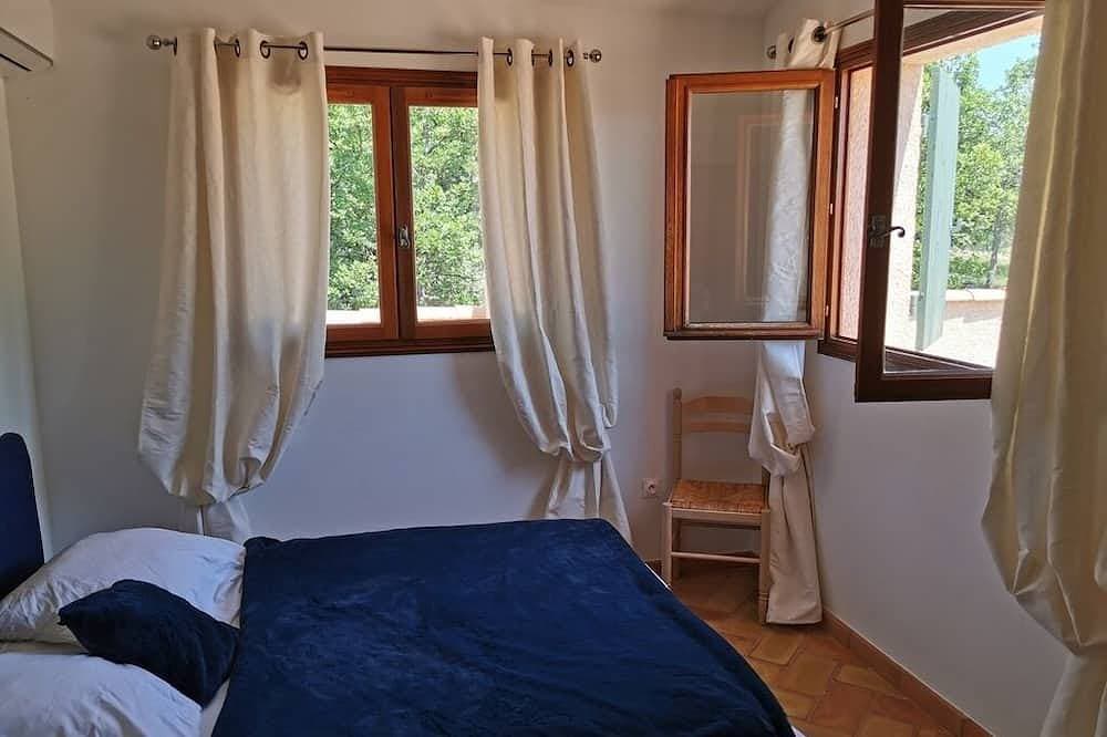 Foto 4 von 19: Charming villa between sea and mountains
