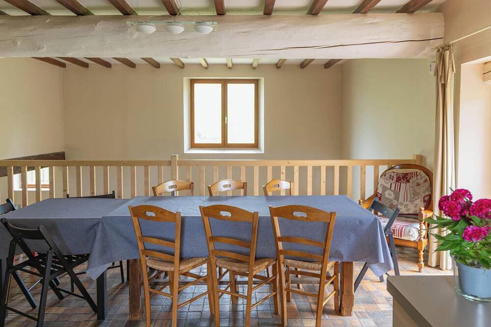 Foto 11 von 15: Spacious typical Vercors house for your vacation: fresh air and plenty to do!