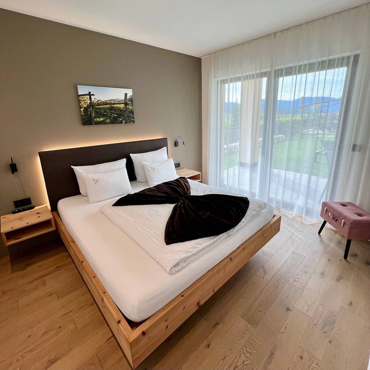 Foto 8 von 25: Apartment Weingut Gasshof Alma mit Bergblick, Pool und Sauna