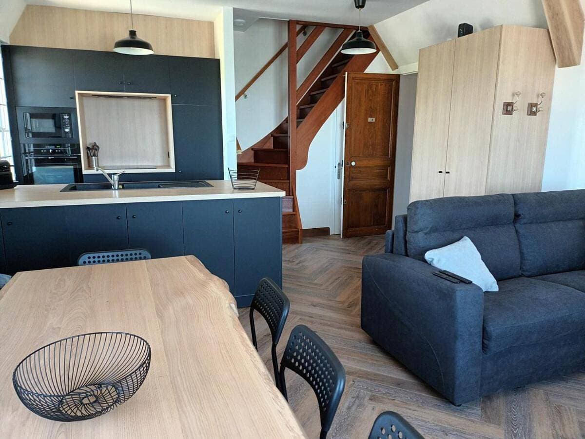 Foto 3 von 18: Three-Bedroom Apartment with Sea View