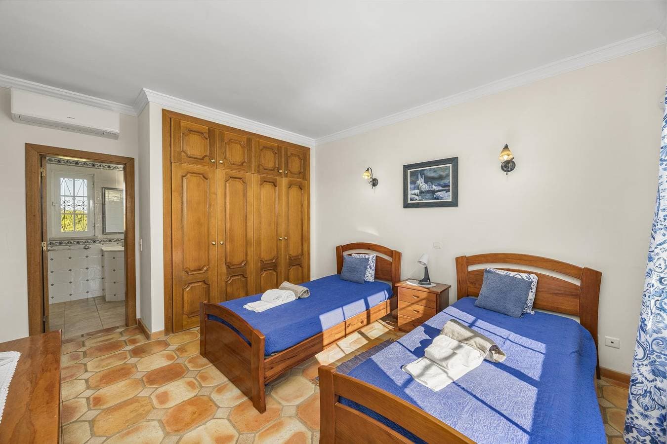 Foto 13 von 37: Villa für 6 Personen mit Garten