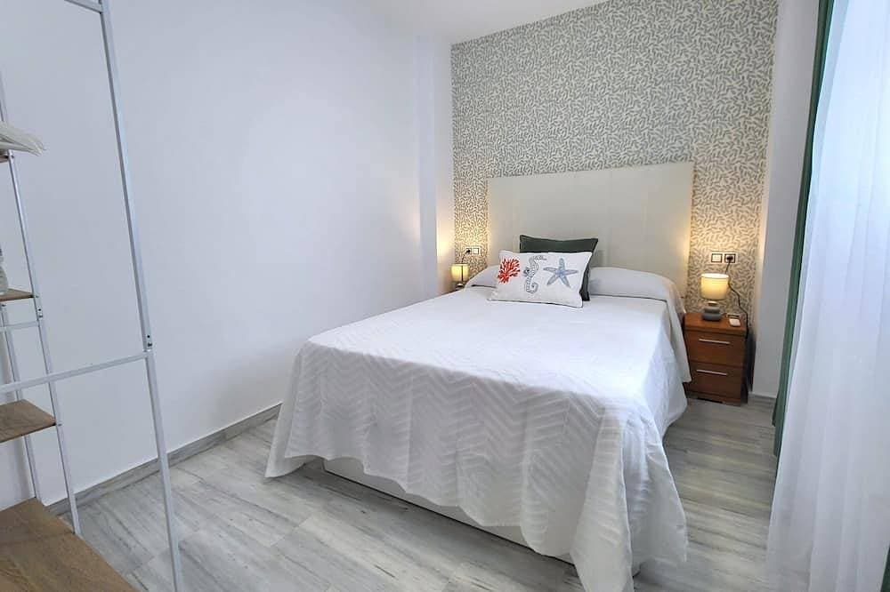 Foto 5 von 30: Sol Suites Apartment with a Balcony