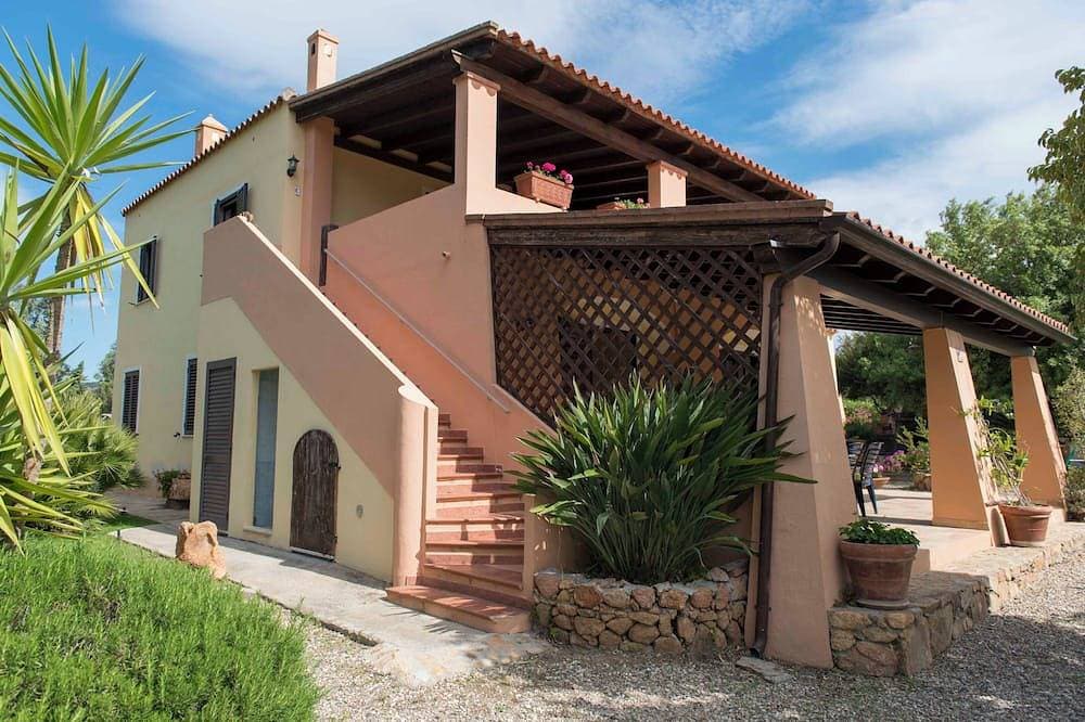 Villa Hyacinth- C 1
