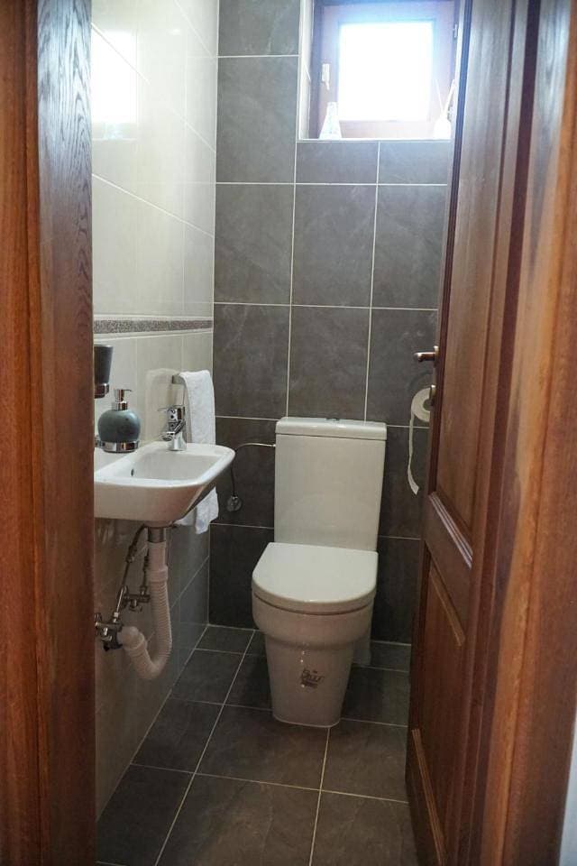 Foto 7 von 19: Two-Bedroom Apartment