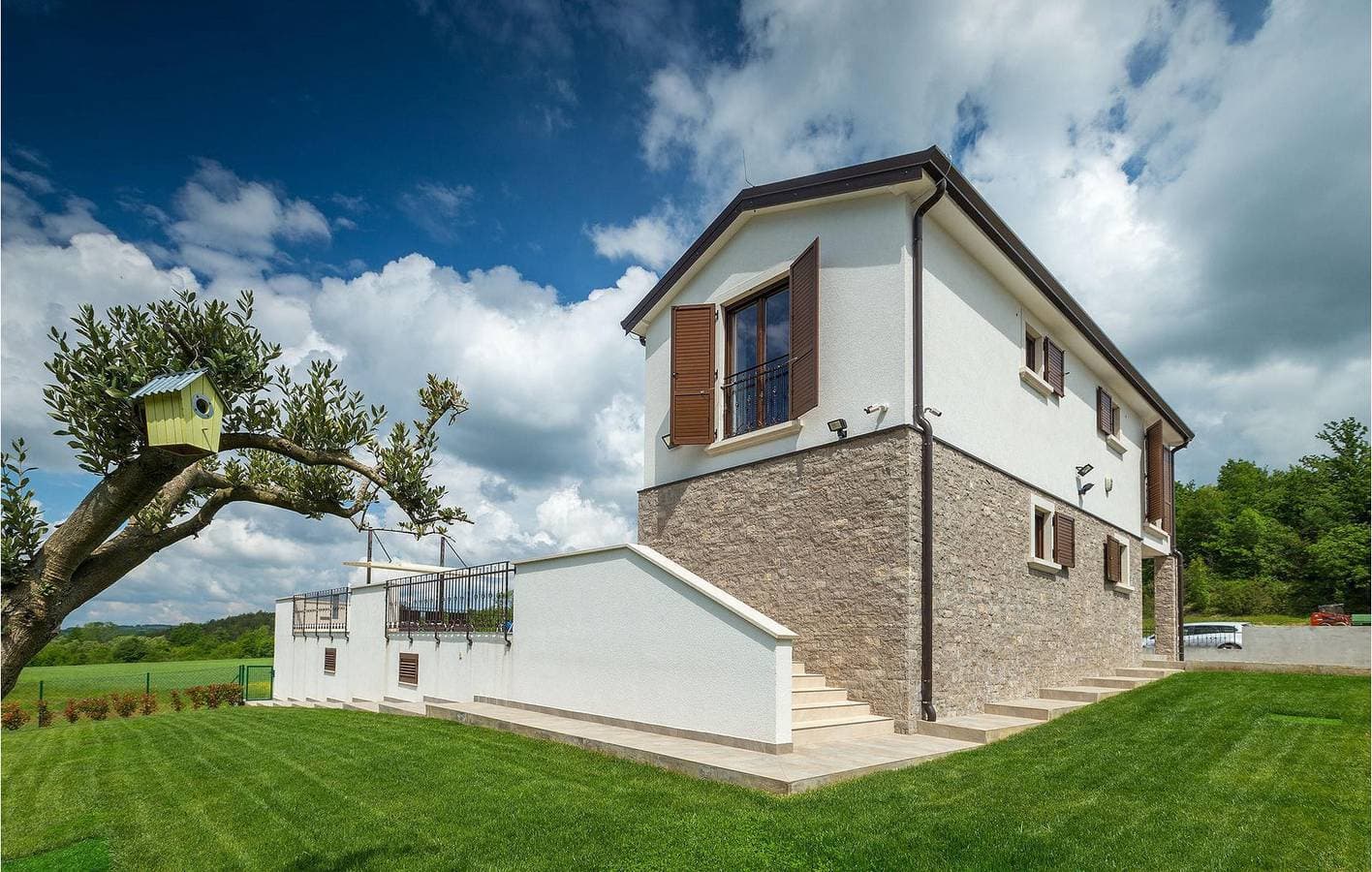 Foto 6 von 61: Geräumige 280 m² große Wohnung mit Pool, WLAN, Klimaanlage und Parkplatz