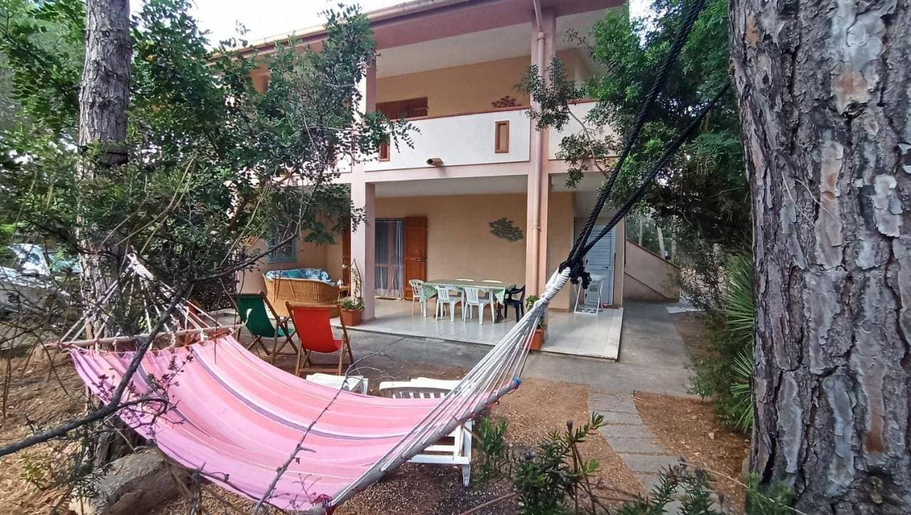 Foto 4 von 39: Three-Bedroom House
