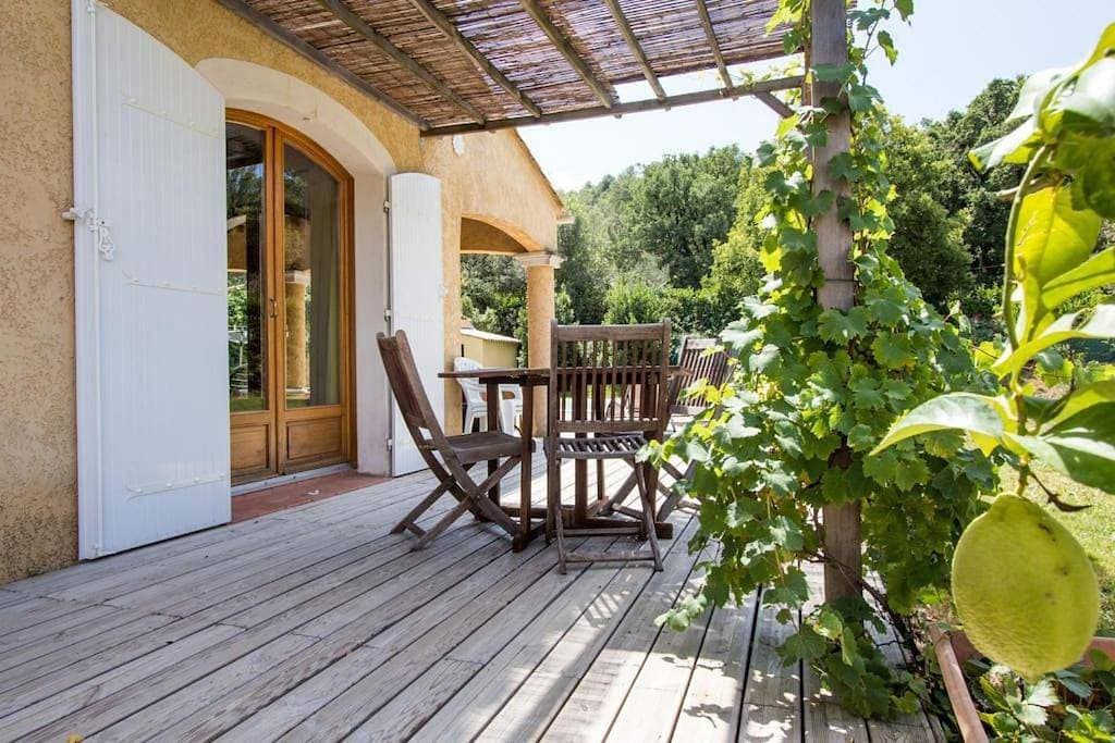 Foto 6 von 12: Villa