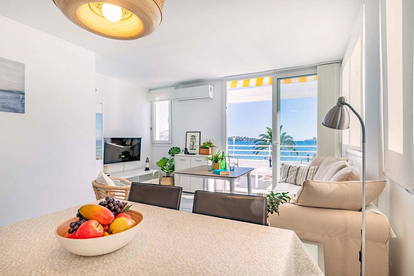 Foto 9 von 18: Beachfront Apartment Sivella II