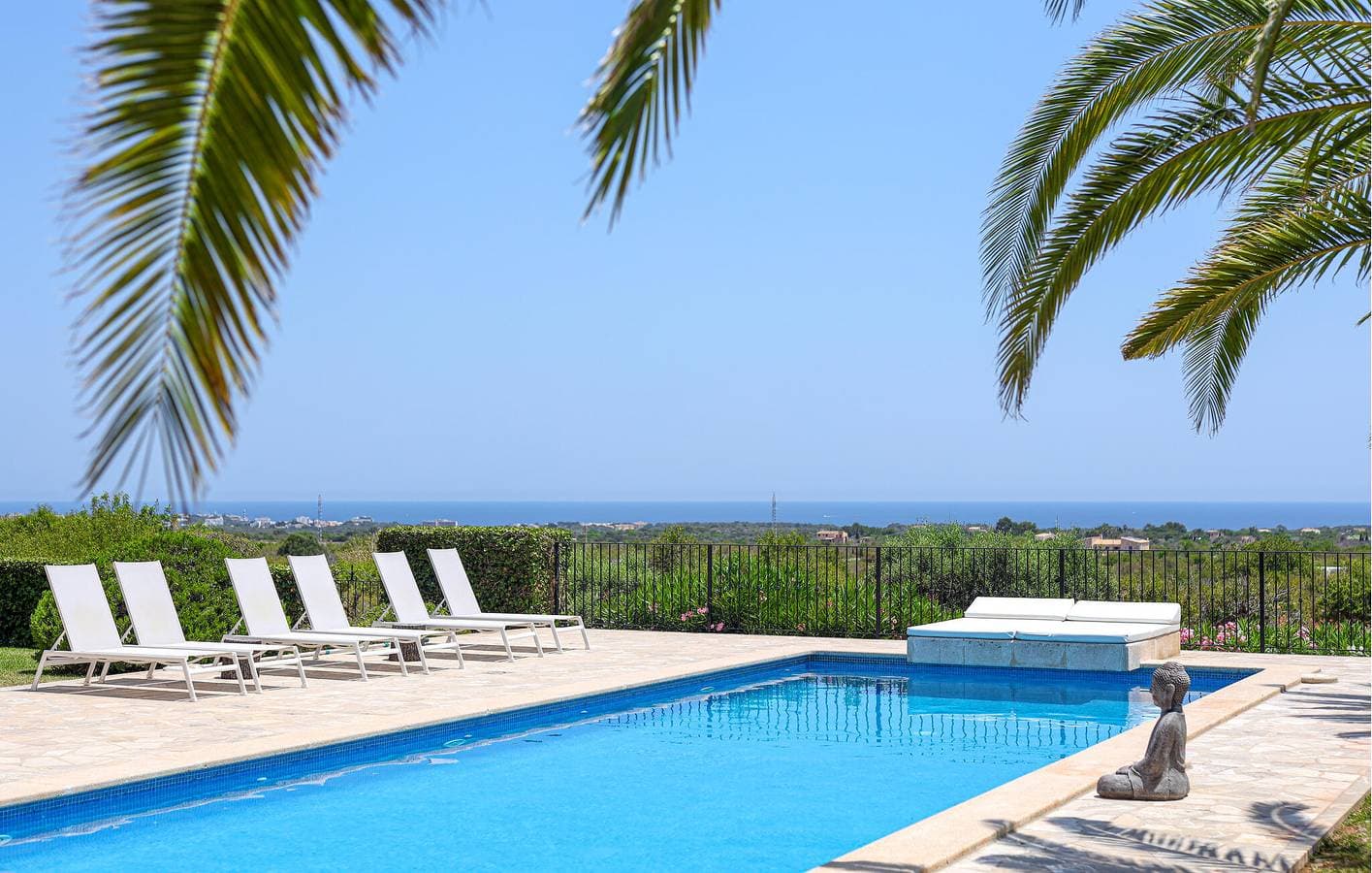 Foto 4 von 37: Apartment mit Meerblick, Pool, Terrasse und Grill | Nähe Stadtzentrum und Restaurants
