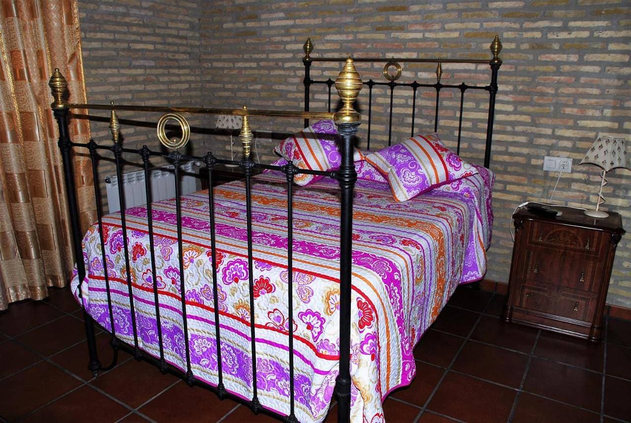 Foto 6 von 15: Queen Room with Two Queen Beds - Disability Access