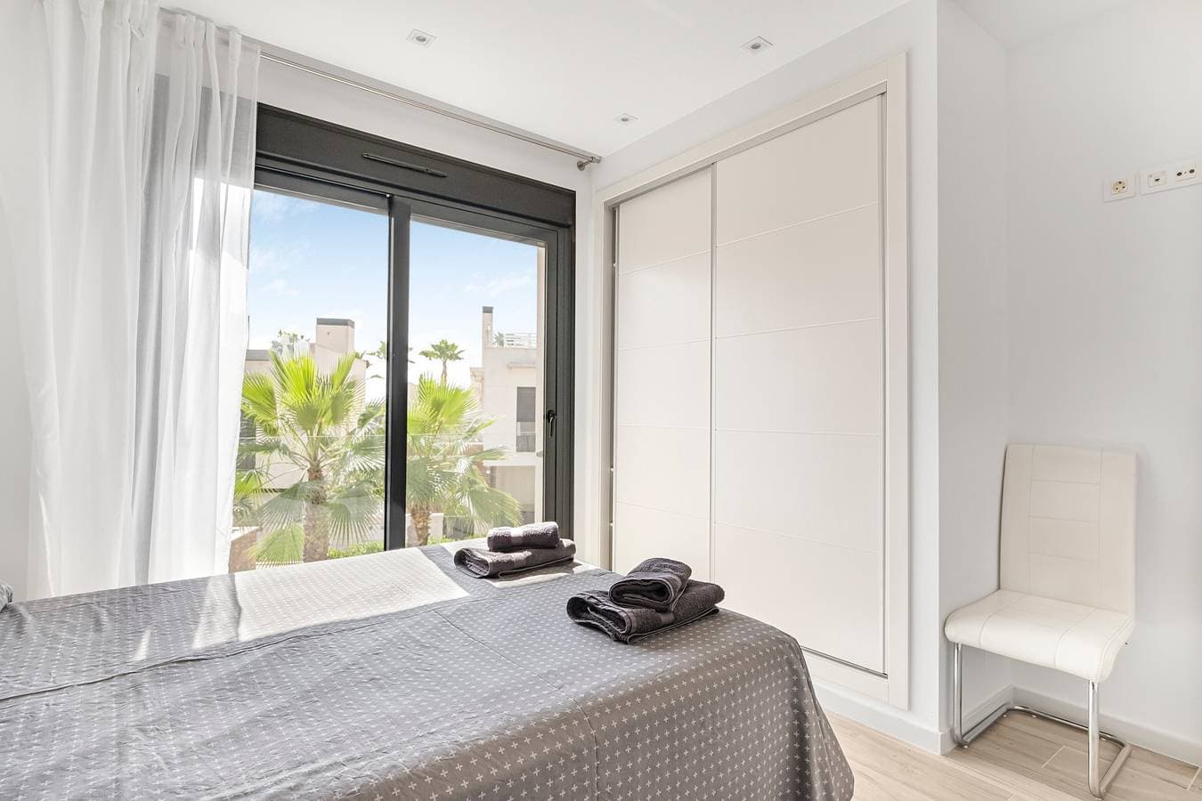 Foto 11 von 26: Villa „Belle“ mit privatem Pool, privater Terrasse und WLAN