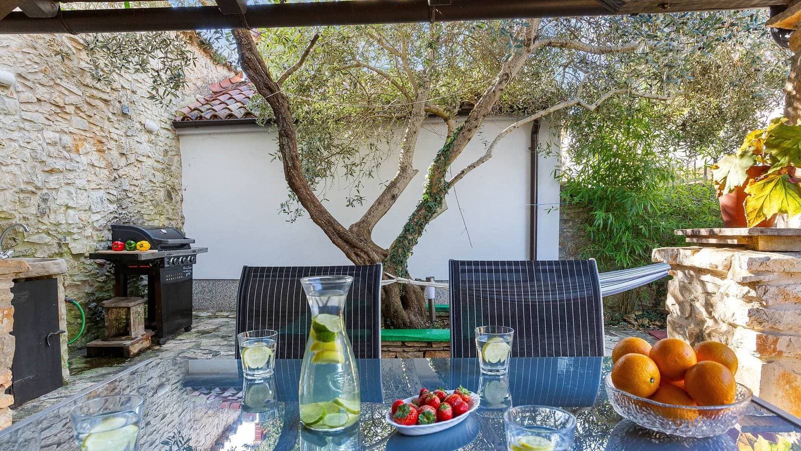 Foto 11 von 28: Traditionelles istrisches Haus mit privatem Pool
