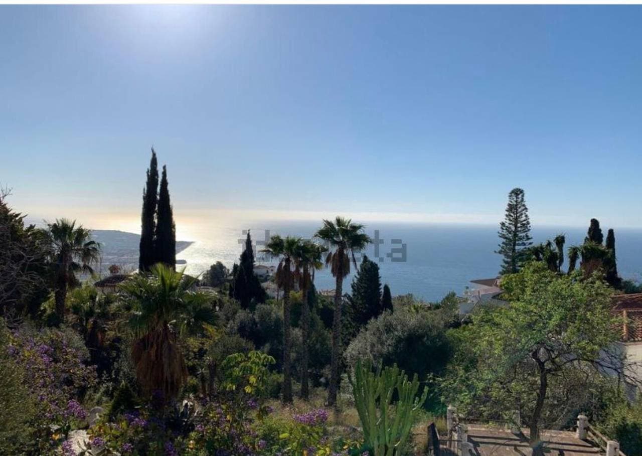 Foto 4 von 25: Villa "Tropical Dream" mit großem Garten, Meerblick, beheiztem Privatpool & WLAN