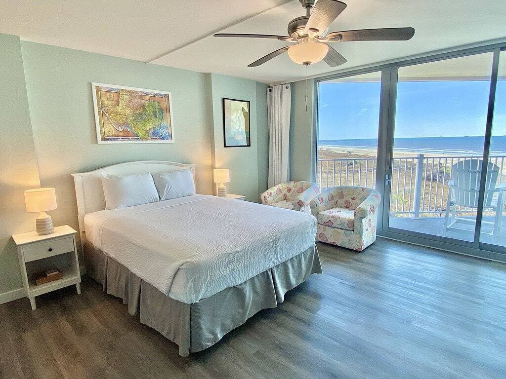Foto 8 von 11: Sandcastle Condominiums Unit 502