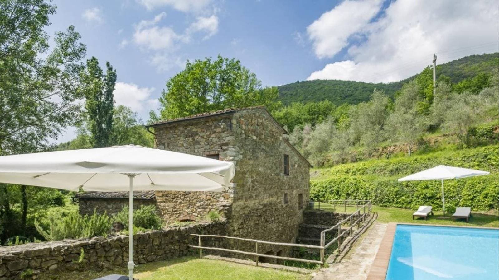 Foto 4 von 29: Villa für 8 Personen mit Pool