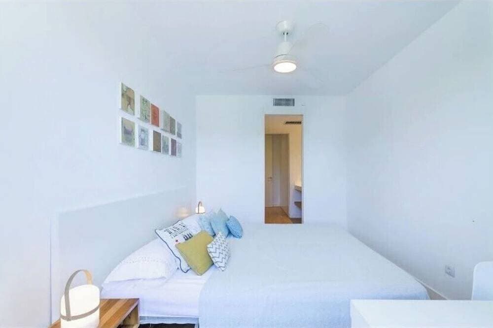 Foto 3 von 25: New Stylish House Located On The Beach