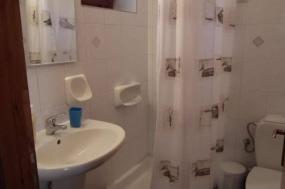 Foto 9 von 30: Comfortable Wohnung im ersten Stock mit wunderschönen Berg und Meeresblick