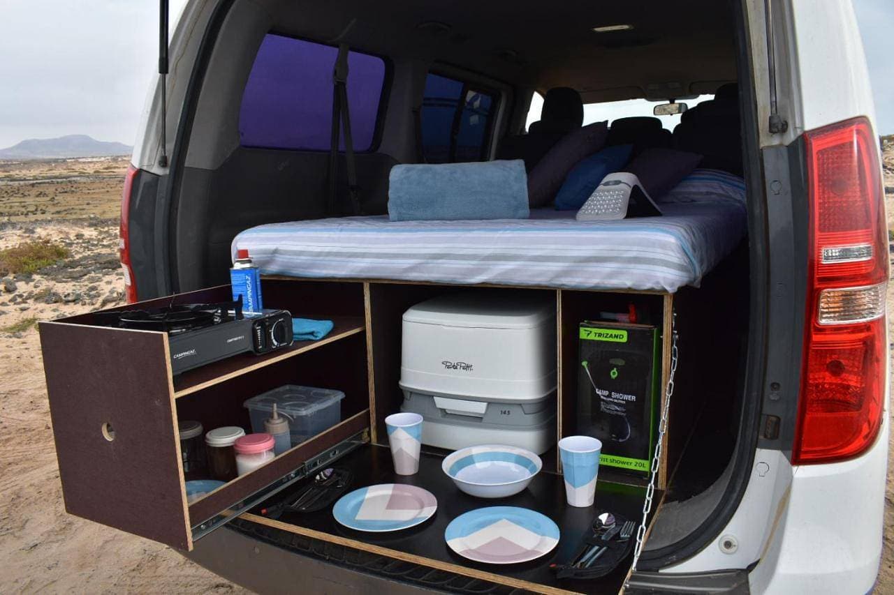 FurgoCamper Van H1 1