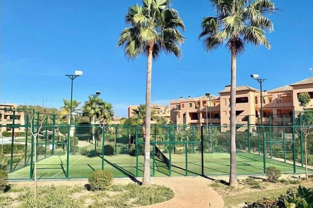 Foto 12 von 30: Casares Beach Doña Julia Golf Apartment With Private Garden Direct Pool Access