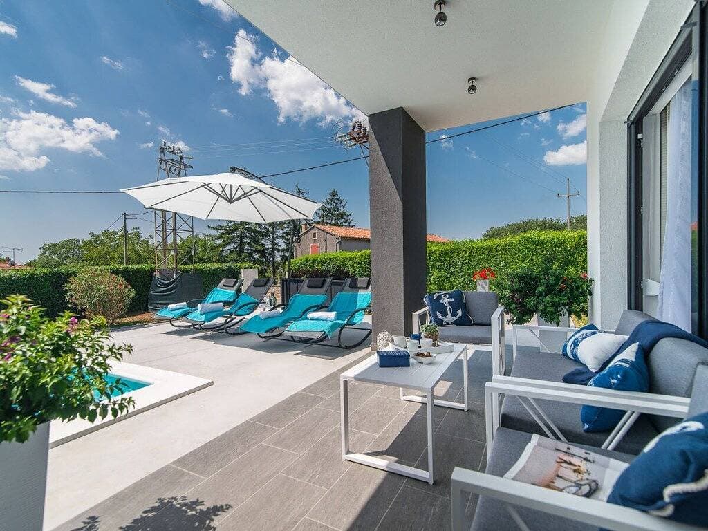 Foto 4 von 20: Villa in Poreč mit Schwimmbecken