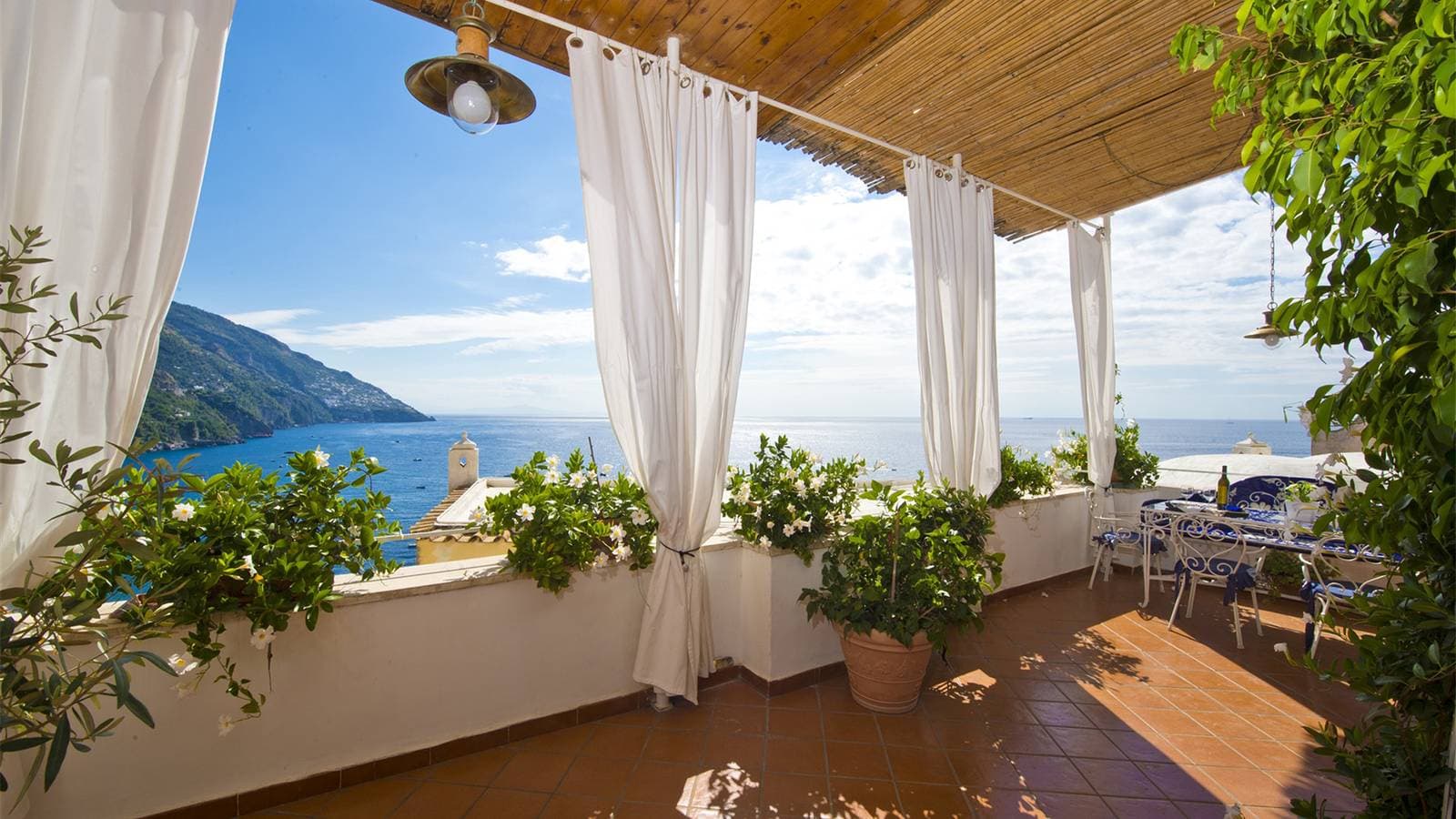 Foto 2 von 47: Villa für 6 Personen mit Terrasse