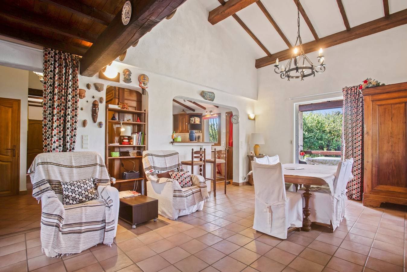 Foto 4 von 35: Villa Mina, 3 Sz, 6 Pers., 2 Bäder, privater Pool, WLAN & Klimaanlage
