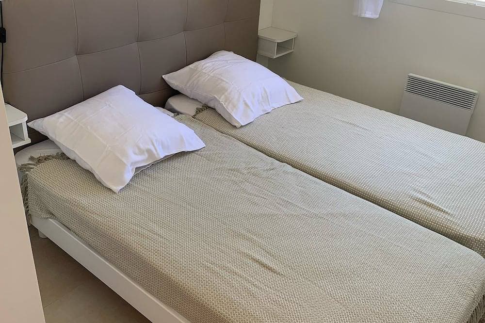 Foto 5 von 30: Prächtige neue 3-Zimmer-Wohnung im Erdgeschoss mit vollem Komfort, Zugang zum Strand und Pool
