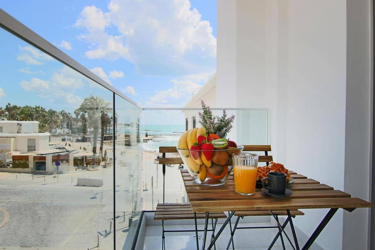 Phaedrus Living Seaside Luxury Flat Athina 108 1