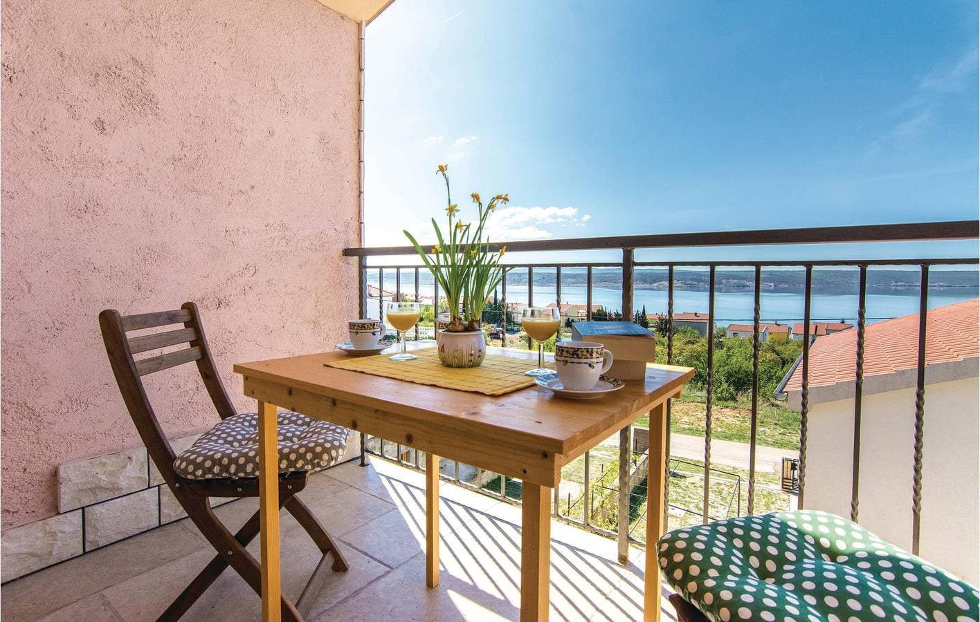 Foto 3 von 25: Gemütliche Ferienwohnung am Meer mit Terrasse, WLAN und Parkplatz