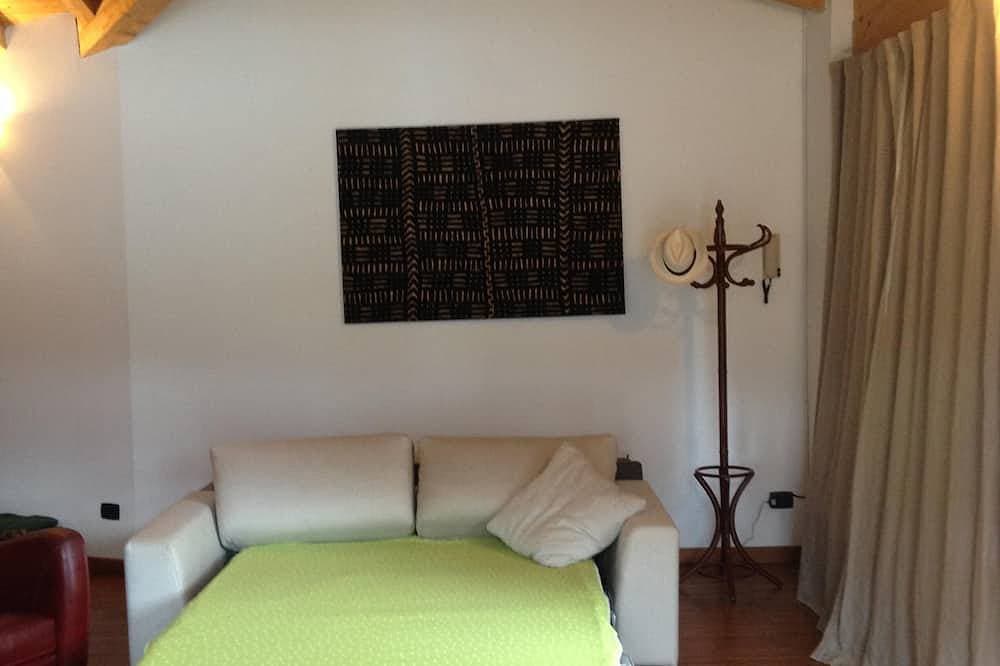 Foto 2 von 21: Kleines Haus mit großem Garten, Blick auf den Comer See 'Sans Souci'