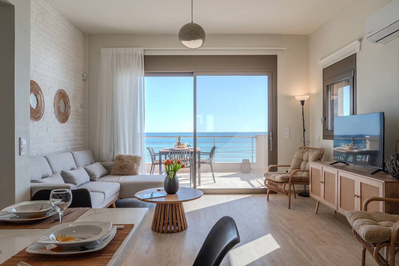 Foto 9 von 29: Kedros Villa 2, Beachfront 20m & Pool