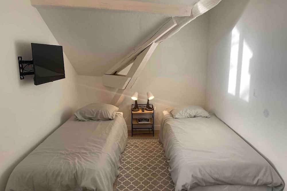 Foto 3 von 27: Studio Dans les Écuries du Château