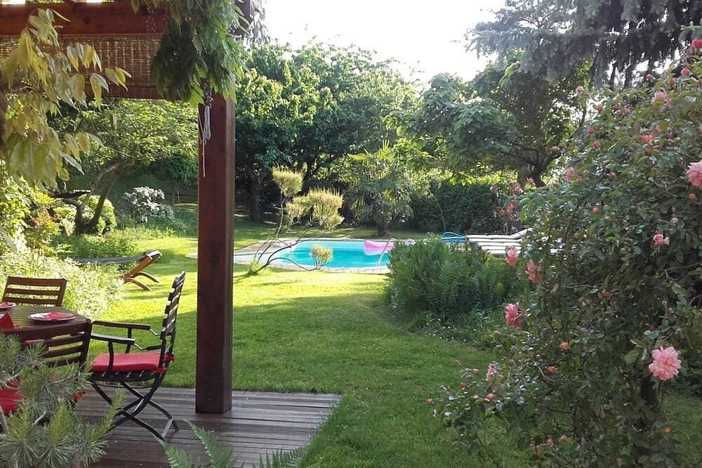Foto 9 von 28: Haus auf dem Land, Swimmingpool, 3000 m2 Grundstück, herrliche Aussicht