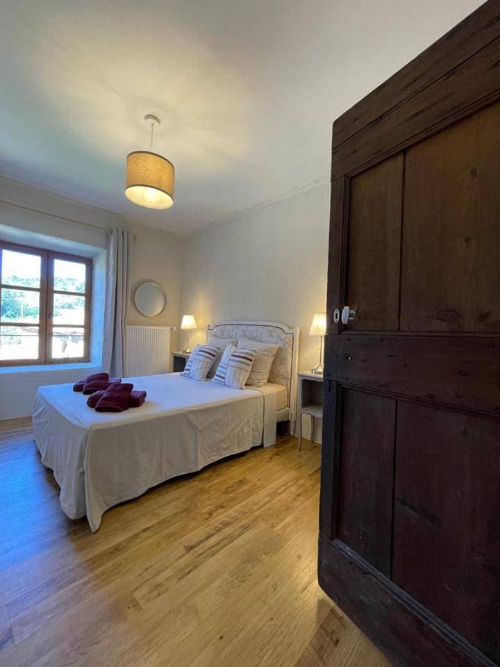 Foto 9 von 13: Double Room with Private Bathroom