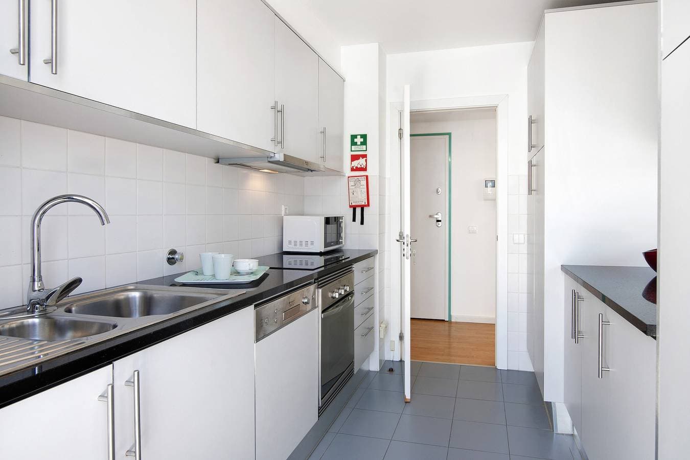 Foto 12 von 23: Ferienwohnung "Canellas Sunset 143" mit Balkon und Gemeinschaftspool