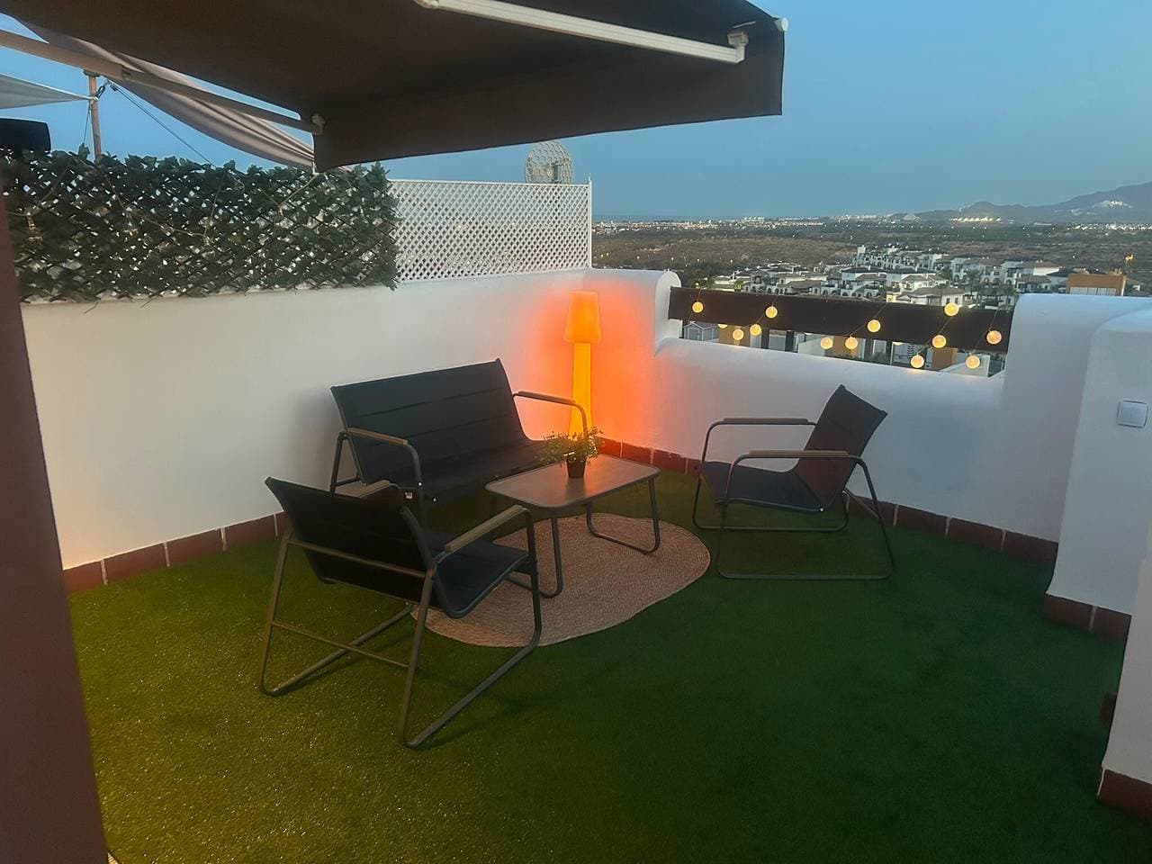 Foto 6 von 24: Ferienhaus 'Maison De Lumière' mit Meerblick, WLAN und Klimaanlage
