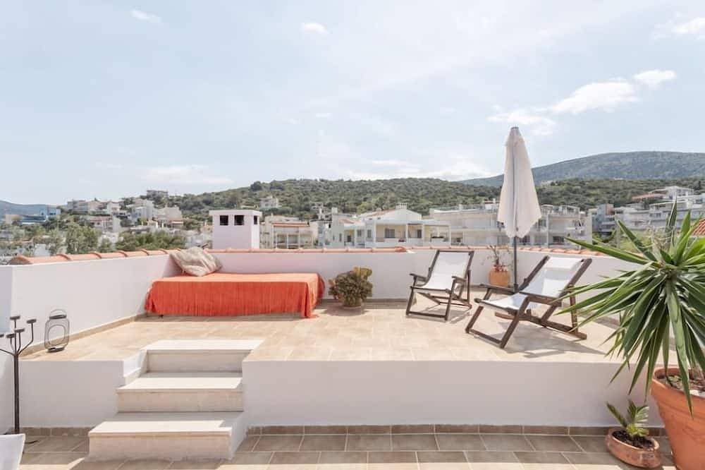 Baywatch Appartment in der Nähe des Flughafens von Porto Rafti, 30 Meter vom Meer entfernt 1