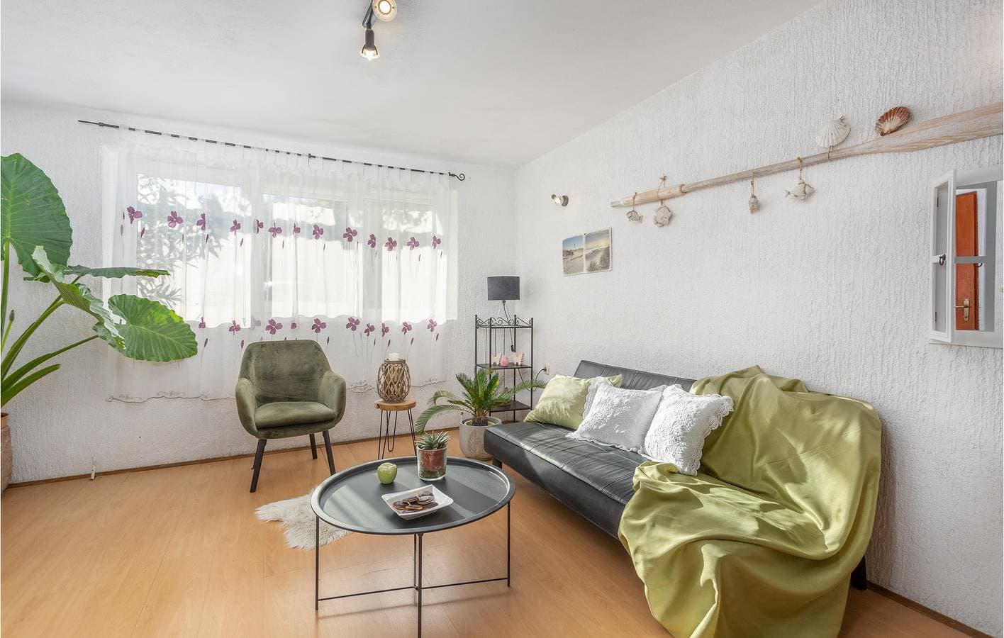 Foto 12 von 32: Gemütliche 1-Zimmer-Wohnung mit Terrasse, nur wenige Schritte vom ruhigen Strand entfernt