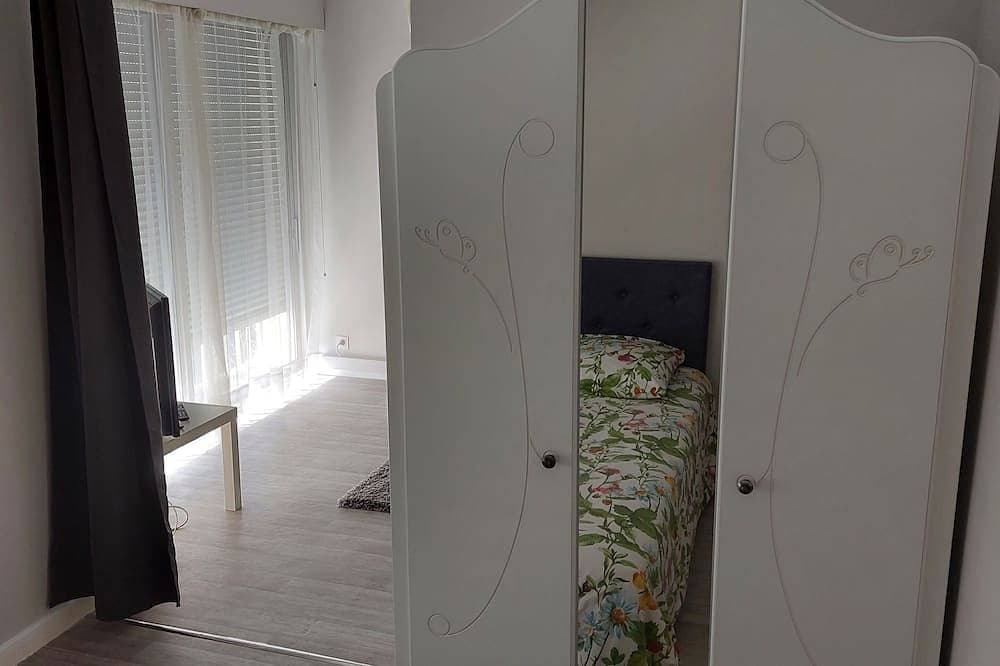 Foto 2 von 8: Studio type T2, hypercentre, furnished with air conditioning and parking