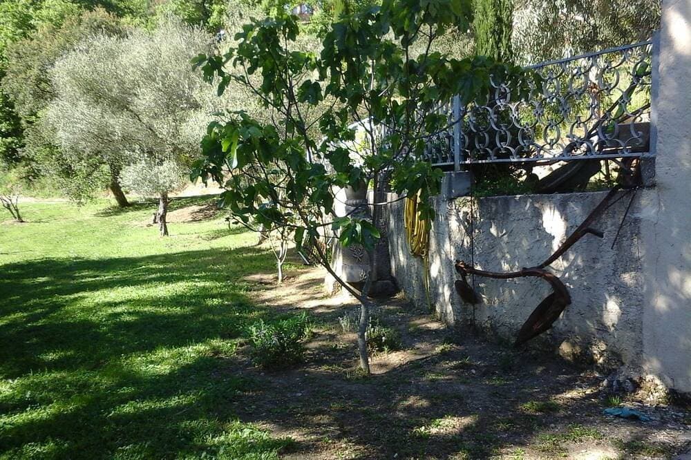 Foto 10 von 22: Frei stehende Villa in der Provence Landschaft zwischen Hyères und St. Tropez