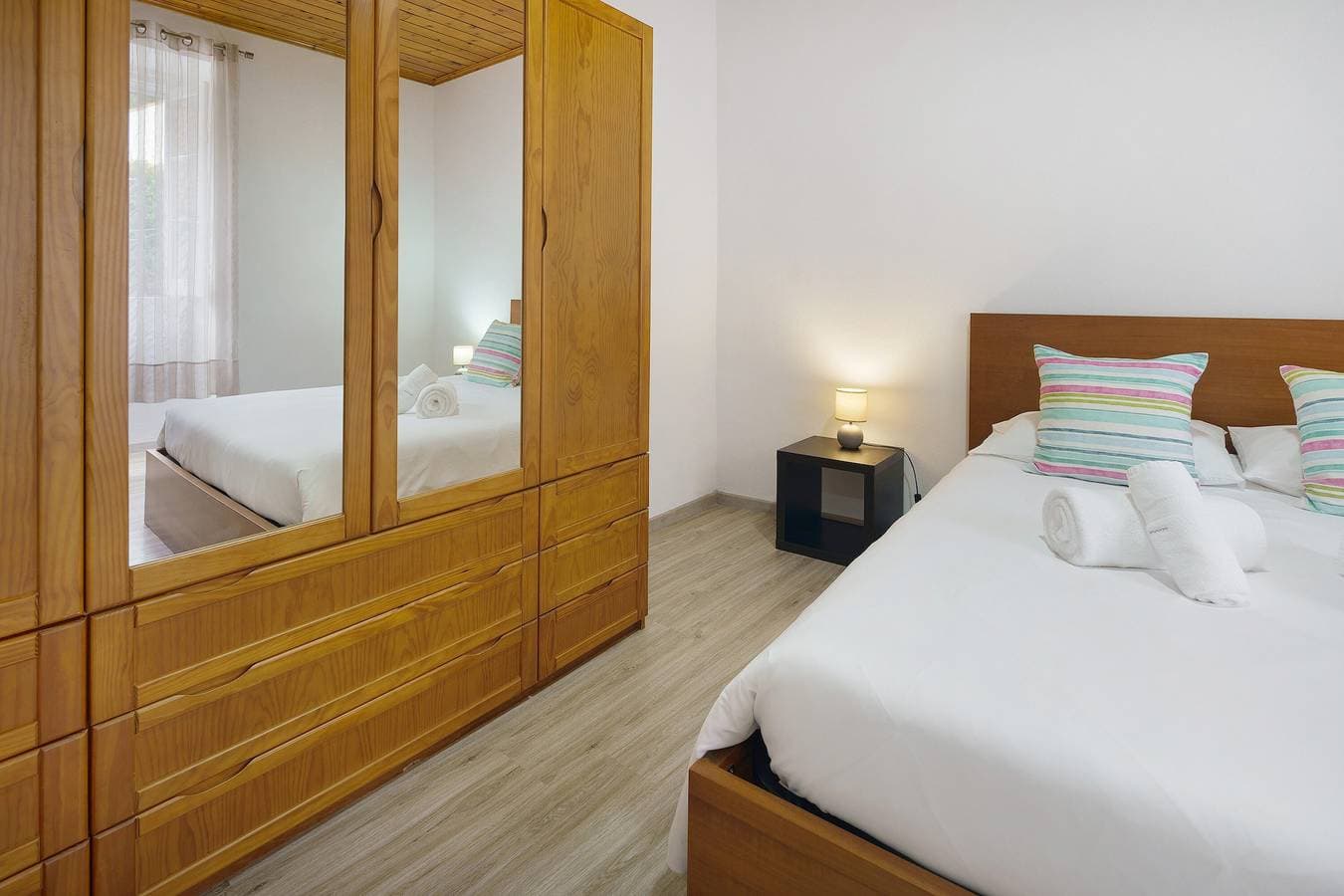 Foto 12 von 22: Ferienhaus 'Casa Flor De Laranjeira' mit Gemeinschaftsterrasse, WLAN und Klimaanlage