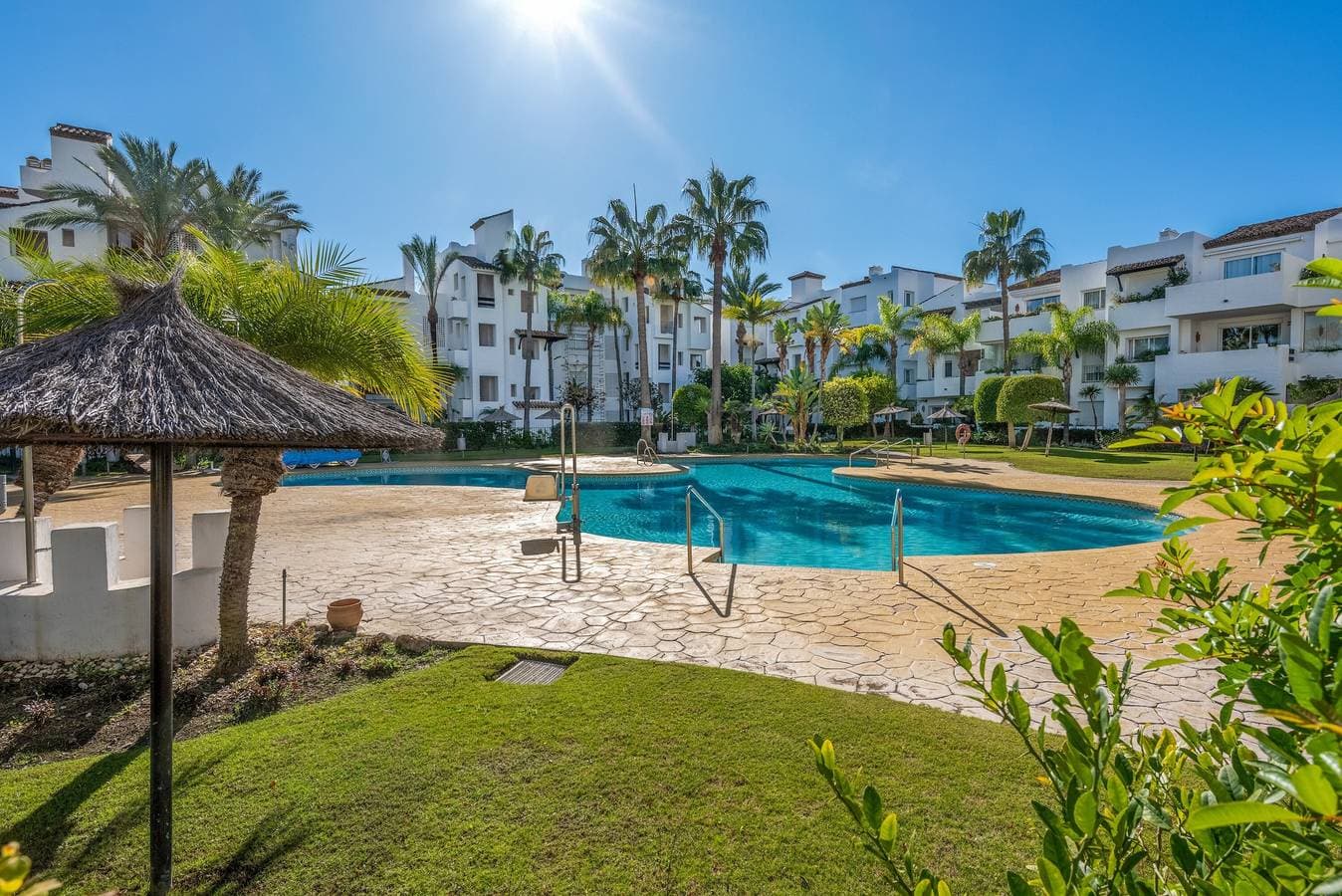 Apartamento de lujo a 30m playa 1